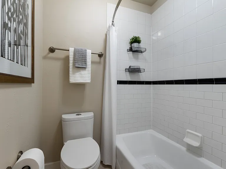 969 S Pearl St #303 — Photo 10