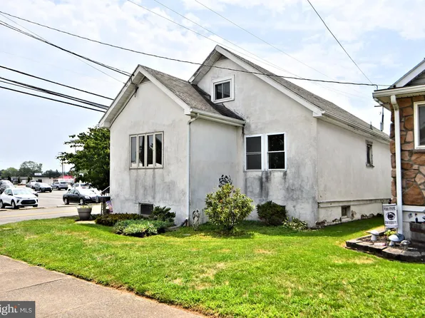 748 E 4th St, Boyertown, PA 19512
