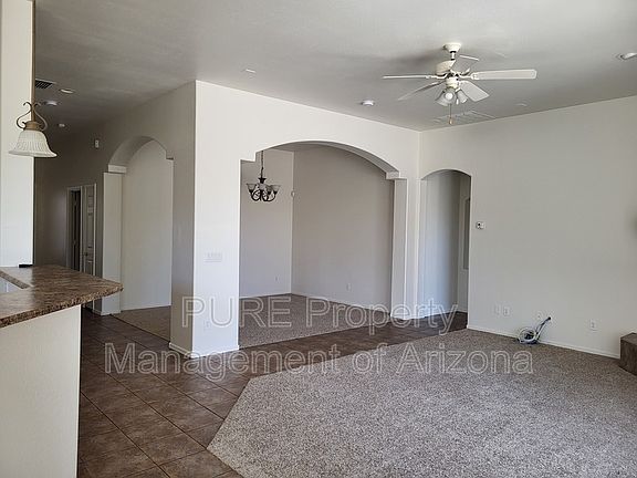 4th image of 8757 W Hayward Ave