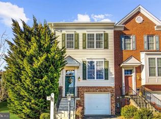 2574 Oak Tree Ln, Woodbridge, VA 22191