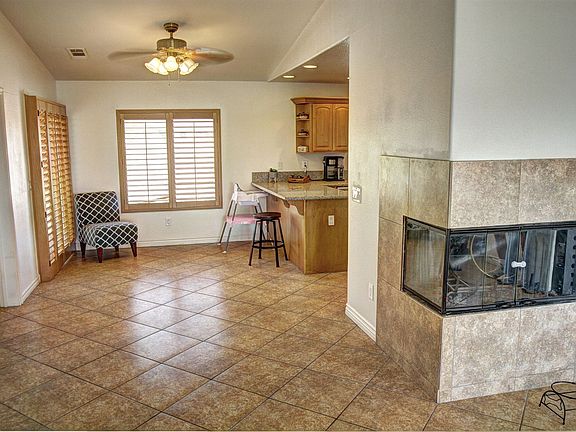 5th image of 1416 Catalina Ave
