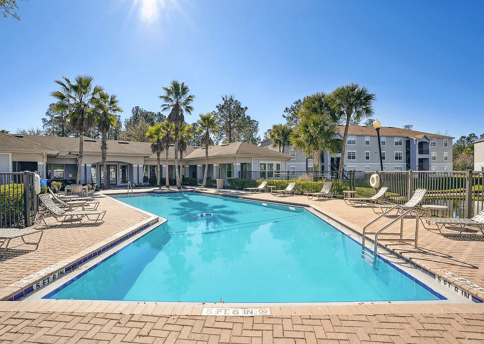Grande Court Apartments