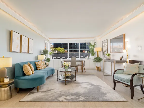 530 East 72nd Street 7C image 3 of 16