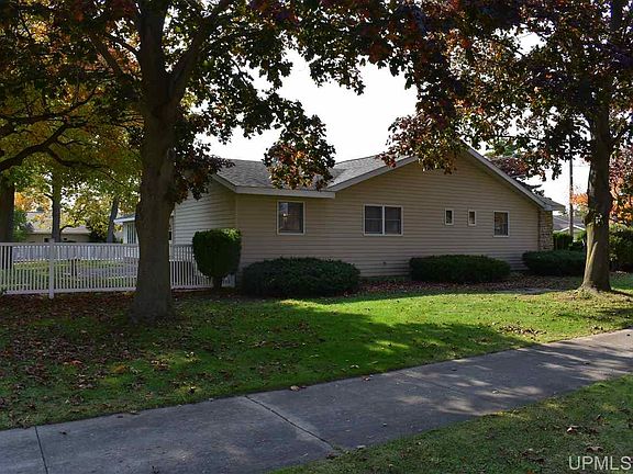 5th image of 605 S 13th St