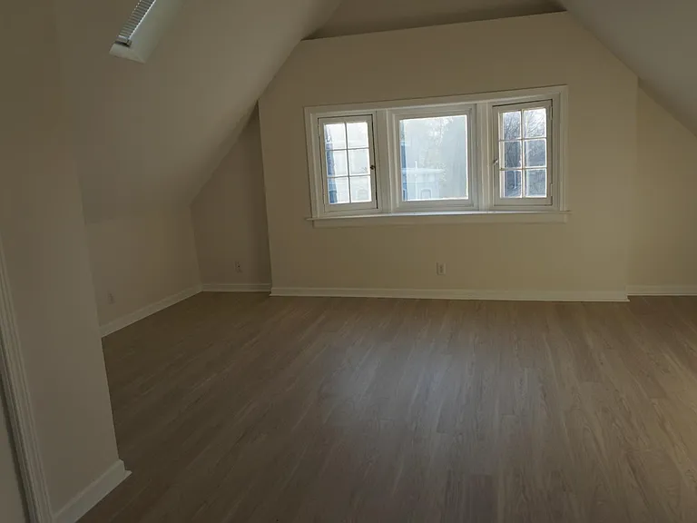 1817 W 44th St #3 — Photo 7