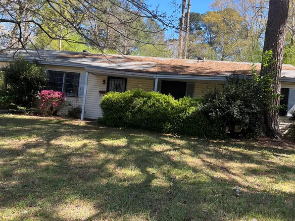 2842 Teresa Dr, Jackson, MS 39212