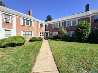 Third Fairlawn, Stamford, CT 06902