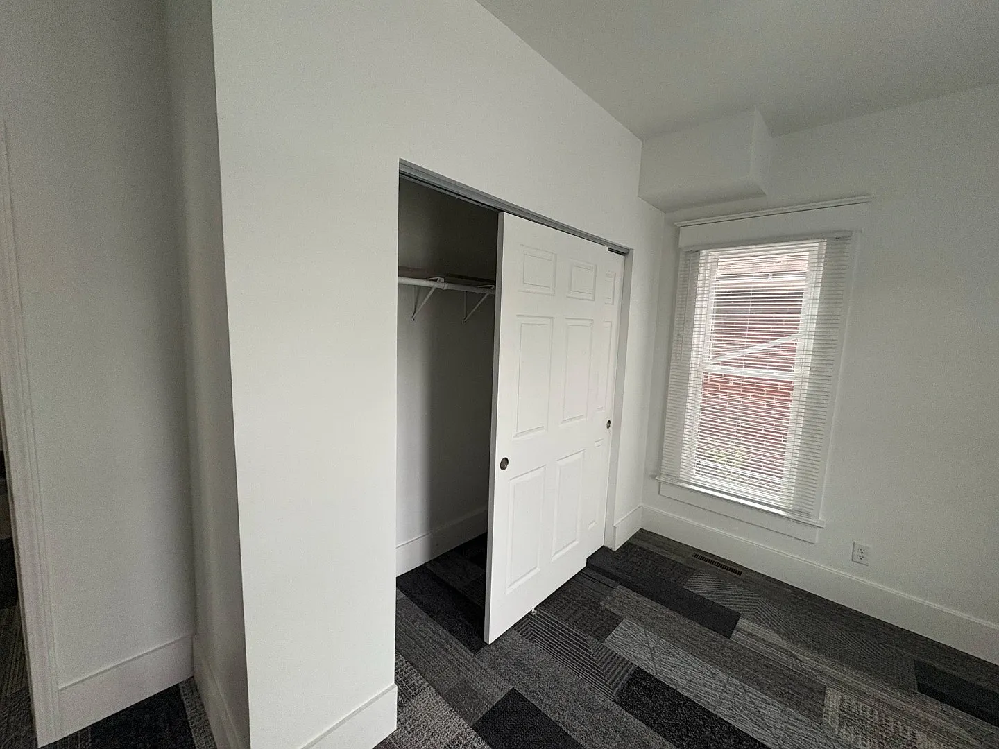 420 N Main St — Photo 3