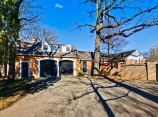 646 Pine Ln, Winnetka, IL 60093