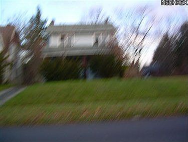 1st image of 239 E Dewey Ave