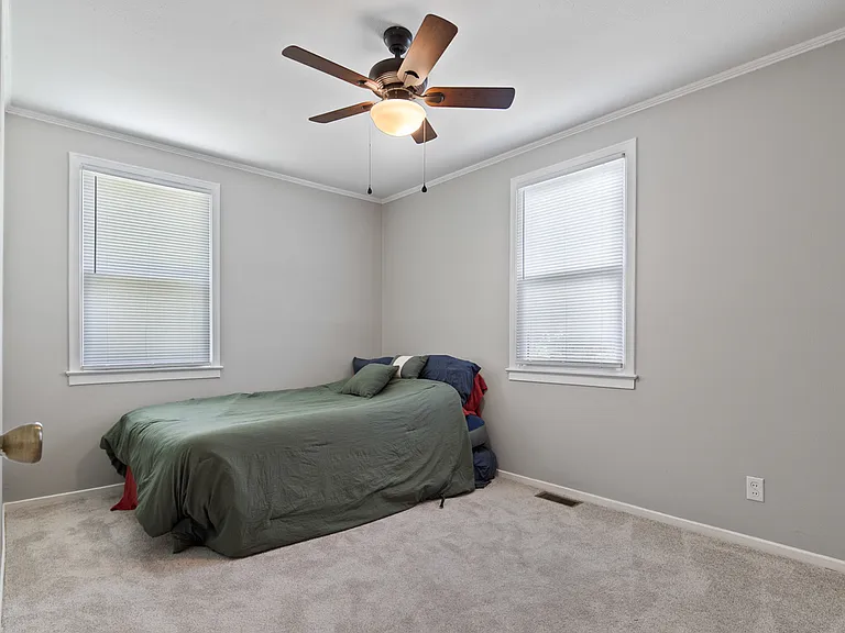 1015 Stamper Rd — Photo 16