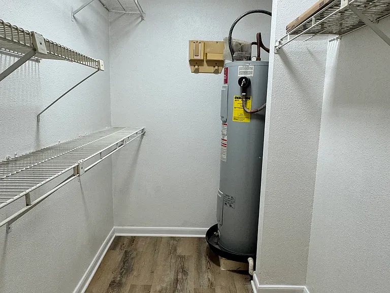 1311 Antoine Dr #122 — Photo 14