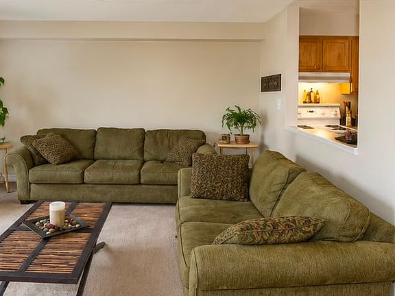 3rd image of 151 Clairfields Dr E #39