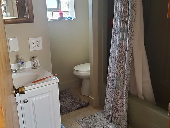 5th image of 3336 N Oriole Ave #2