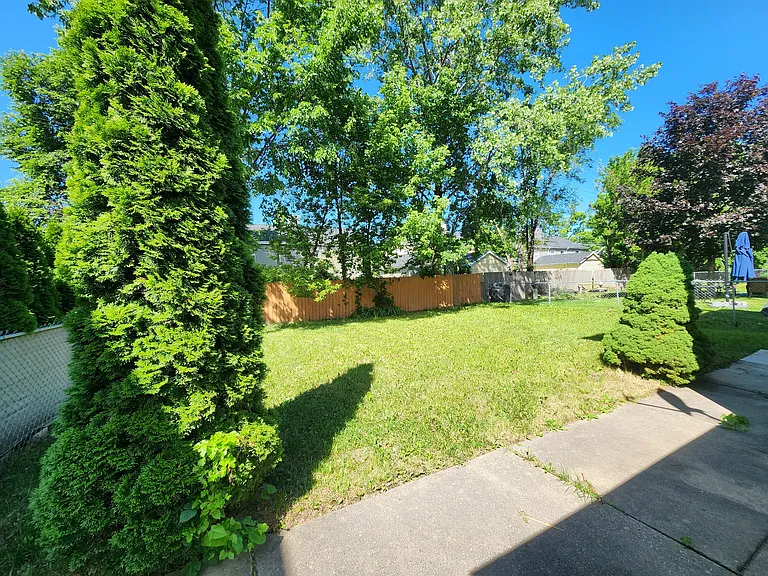 4127 Wayburn St — Photo 2
