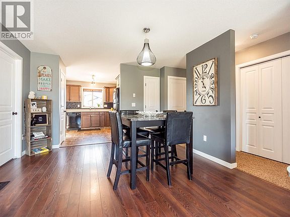 3rd image of 43 Harbour Landing Dr #4640