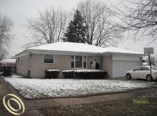 15168 Troy St, Taylor, MI 48180