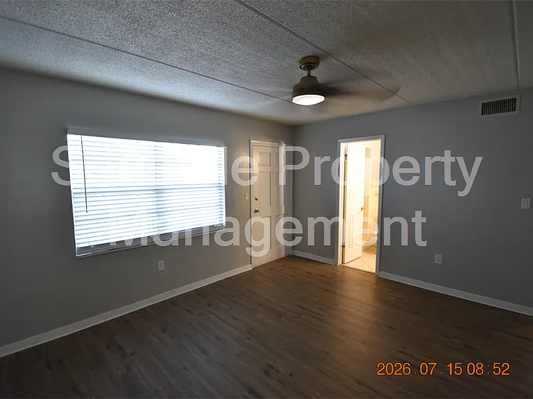 306 Danube Ave #1 — Photo 19