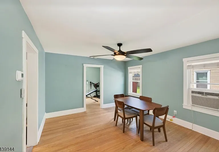 12 Capner St — Photo 24