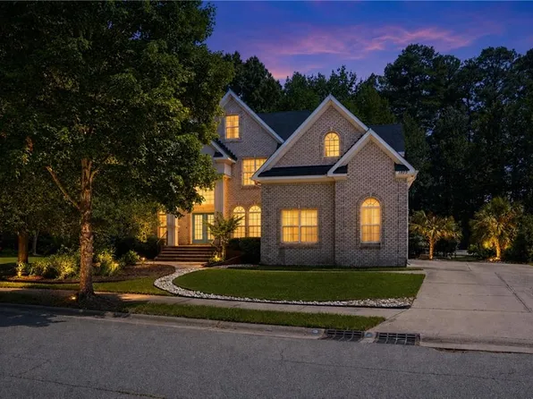 1805 Rein Ln, Virginia Beach, VA 23456