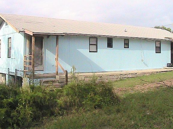 3rd image of 824 Hollywood St