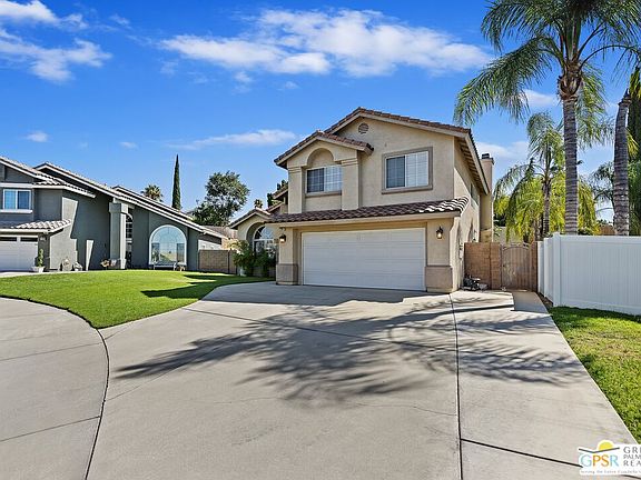2nd image of 12865 Emerald Bay Ct