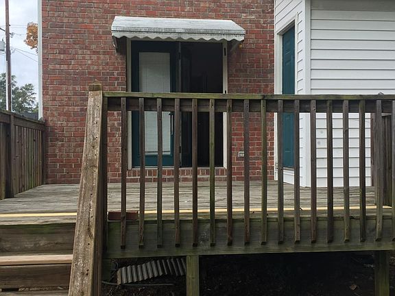 4th image of 602 E 12th St SE APT 2