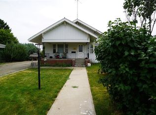 206 E Carbon Ave, Bridger, MT 59014