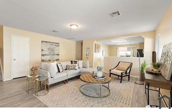 4th image of 5625 Liberton Ln