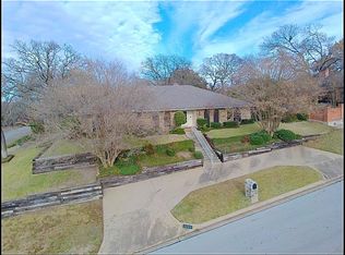 2225 Prestonwood Dr, Arlington, TX 76012