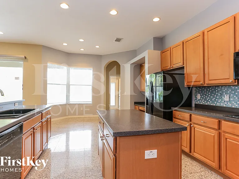 2620 Wood Pointe Dr — Photo 6