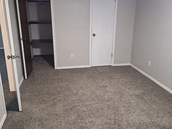 2nd image of 1700 W Circle Dr