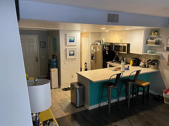 2nd image of 1501 India St Unit 300