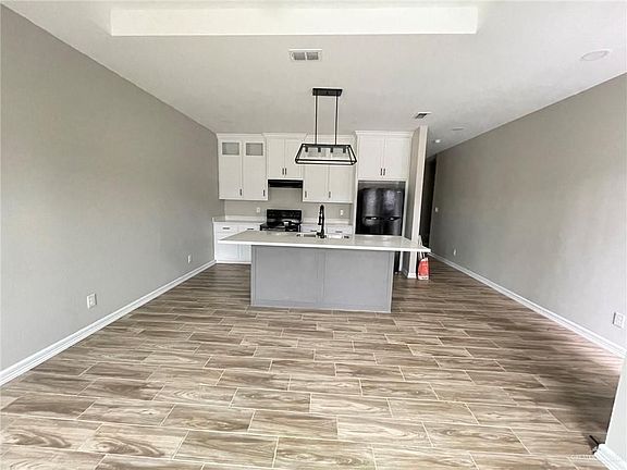 2nd image of 508 San Mateo