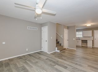 1005 N Jan Mar Dr, Olathe, KS 66061