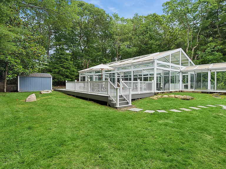 120 Springy Banks Rd — Photo 21