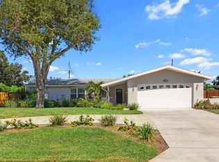 2221 Indian Ave S, Belleair Bluffs, FL 33770