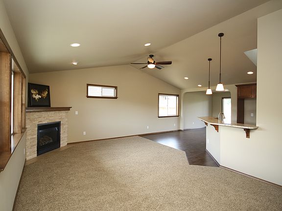 4th image of 5542 Fisher Pl