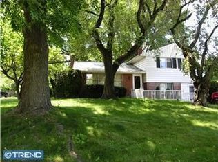 404 Glenway Rd, Erdenheim, PA 19038