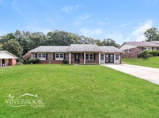234 River Forest Dr, Boiling Springs, SC 29316