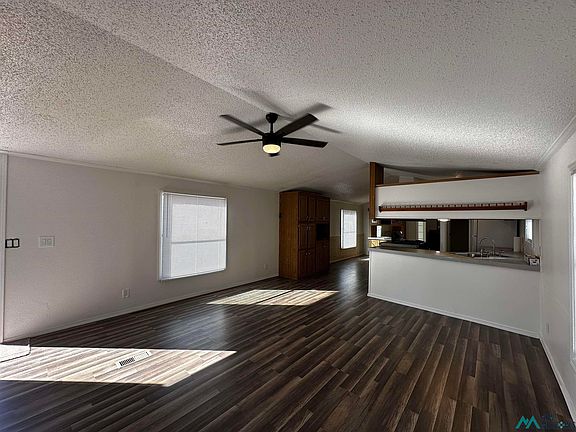 2nd image of 300 Apache St