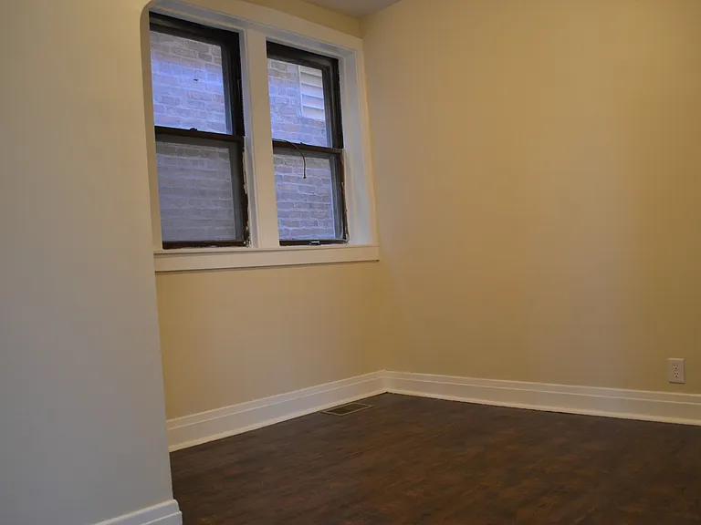 3759 S Union Ave — Photo 4