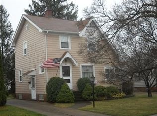 7911 Kenilworth Ave, Parma, OH