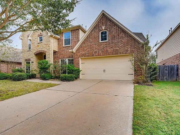 2nd image of 4211 Middleoak Grove Ln