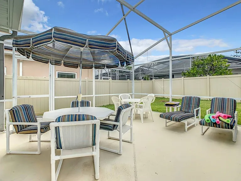 Ella Mae Dr — Photo 39