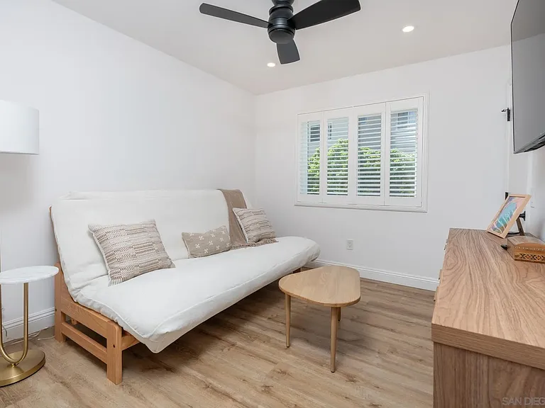 241 S Sierra Ave — Photo 15