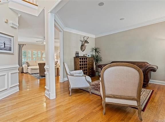 5th image of 3112 Keegan Way #90