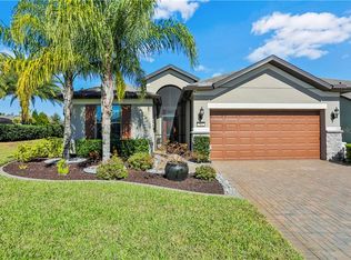 502 Cantabria Dr, Davenport, FL 33837