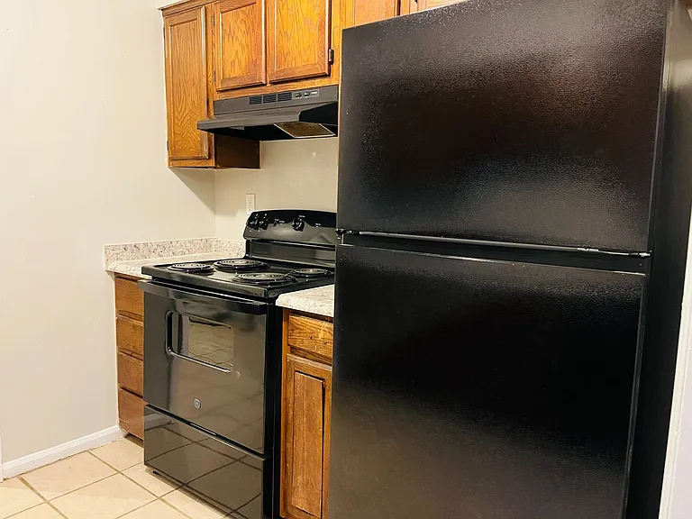 145 Pine Ter — Photo 10