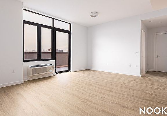 3rd image of 276 Grand Concourse #1077